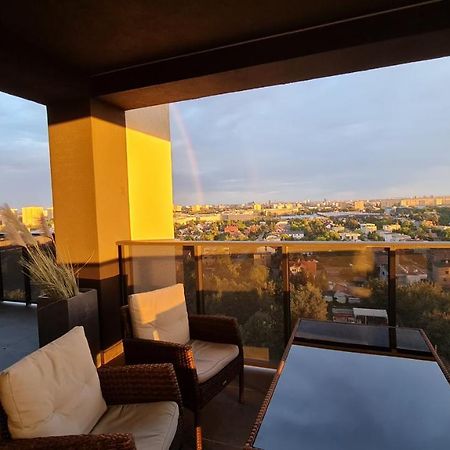 Widokowy Apartament Wojciechowskiego Parking I Loggia By Renters Prestige Poznań Exteriör bild