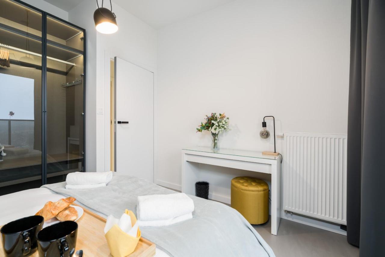Widokowy Apartament Wojciechowskiego Parking I Loggia By Renters Prestige Poznań Exteriör bild