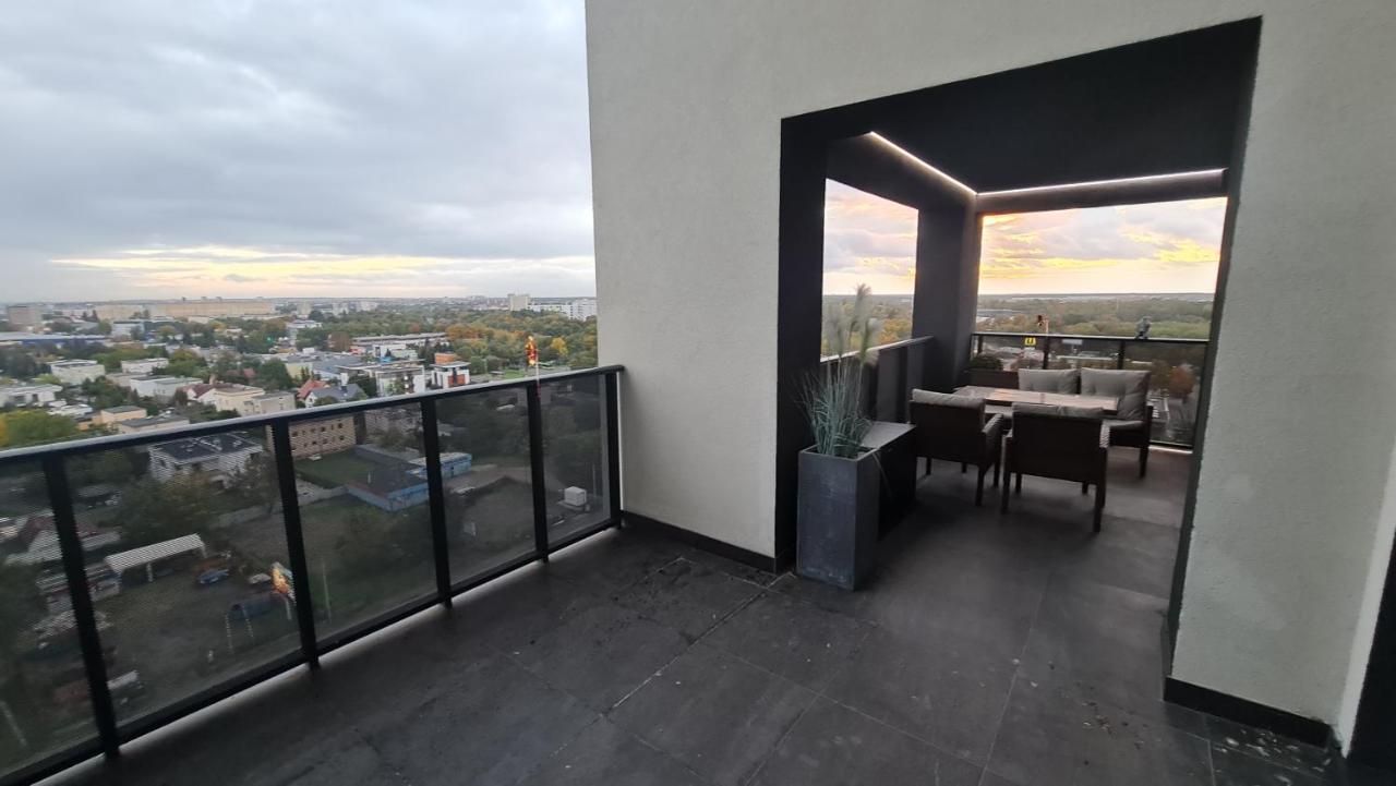 Widokowy Apartament Wojciechowskiego Parking I Loggia By Renters Prestige Poznań Exteriör bild